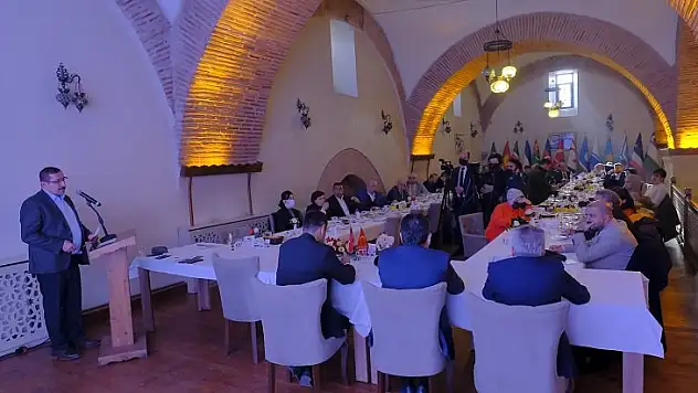 Dikkat çeken mesajlar! Görevdeki 32 ayını değerlendirdi