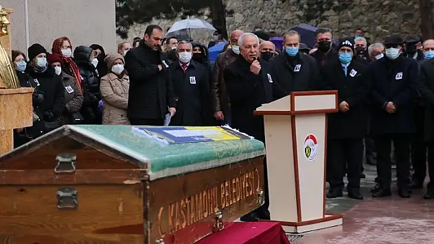 Efsane müdür Dönmez, toprağa verildi