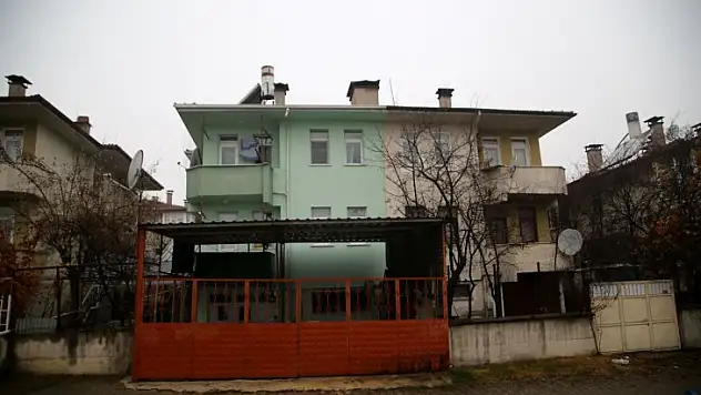 Evinde ölü bulunan şahsın 4 ay önce öldüğü sanılıyor