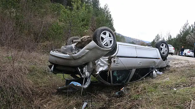 Feci kaza! 1 çocuk öldü, 4 kişi yaralandı