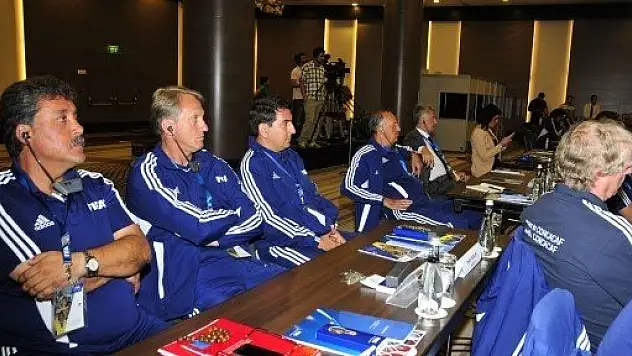 FIFA Antrenör Eğitmenleri Semineri İstanbul'da başladı
