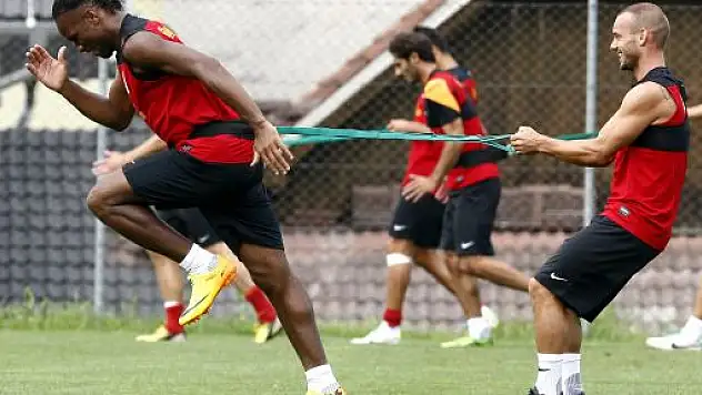 Galatasaray'da çalışmalar sürüyor