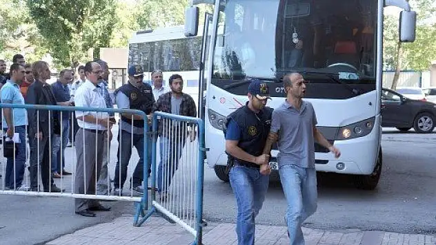 Gezi operasyonu 2. dalgasında gözlatına alınan 23 kişi adliyede