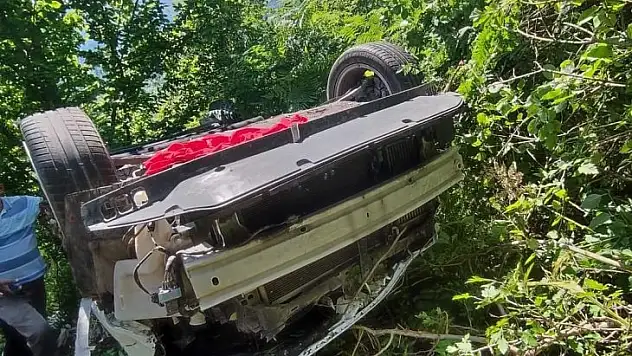 Şarampole yuvarlandı: 5 yaralı