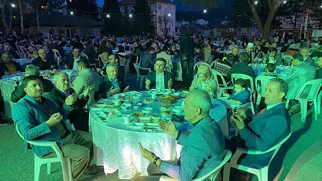 Hanönü'de bin kişi birlikte oruç açtı