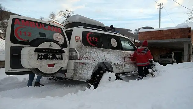 Hastaya paletli ambulansla ulaşıldı