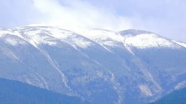 Ilgaz Dağı'na Yılın İlk Karı Düştü