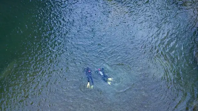 Ilıca Şelalesi'nin döküldüğü noktaya tüple dalış yapıldı