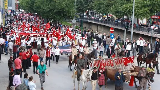 İstiklal Yolu'nda 93 Kilometrelik Yürüyüş