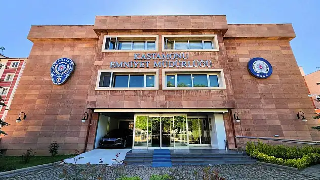 Uyuşturucudan aranan 2 şahıs yakalandı