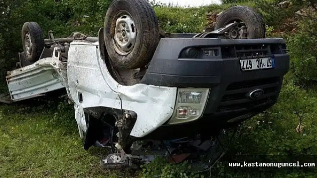 Kastamonu'da Kamyonet Takla Attı: 2 Yaralı