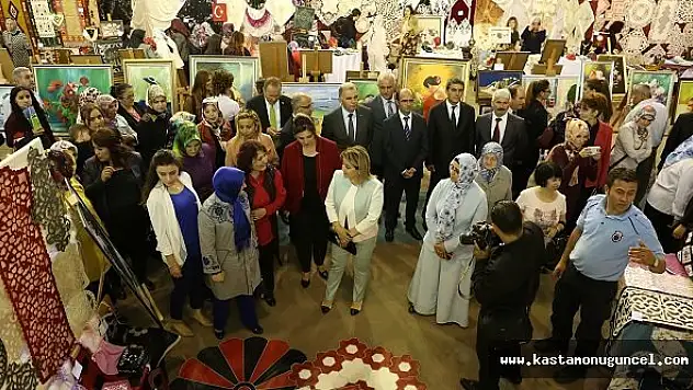 Kastamonu HEM'in Yılsonu Sergisi Açıldı