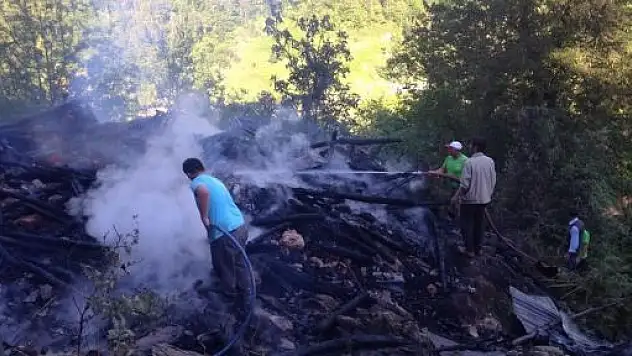 Kastamonu'da Ev Yangını