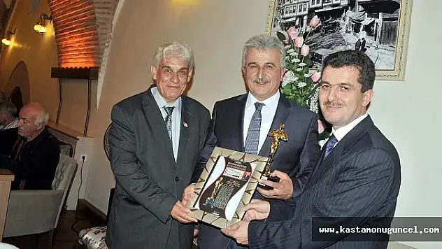 KESOB Başkanı Dursun Ergin'e Büyük Ödül