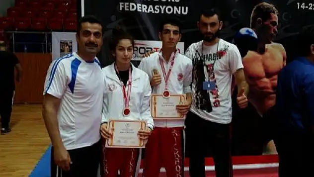 Kick Bokscularımızdan madalyalı kapanış