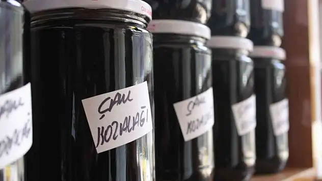 Kozalak pekmezine yoğun talep