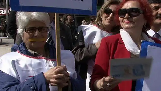 Kredi Kartı Kullanmama Eylemi