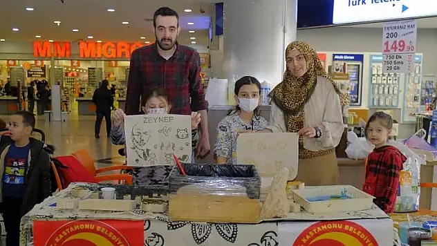 Mehmet Akif Ersoy'un resmini beze taş baskı yaptılar