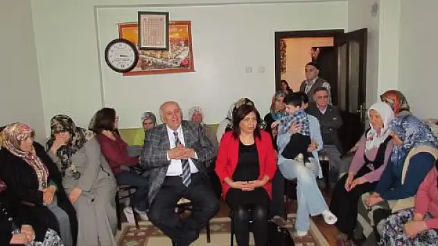 Mehmet Yıldırım, Kadınlarla Buluştu