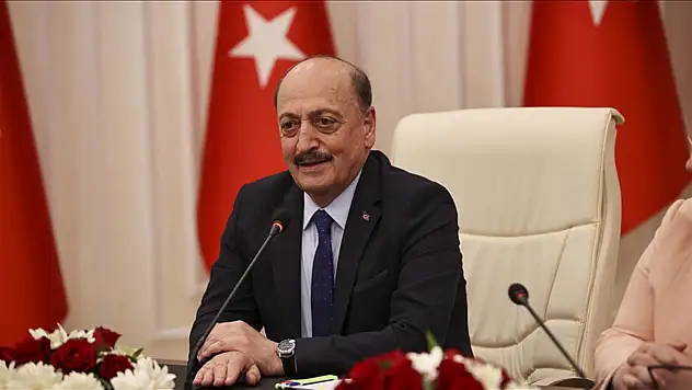 Merakla beklenen EYT açıklaması