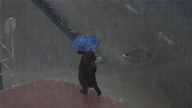 Meteorolojiden fırtına, sağanak ve kar uyarısı