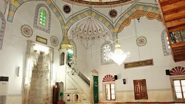 Mimar Sinan, camilere alttan ısıtma sistemini 496 yıl önce kurmuş