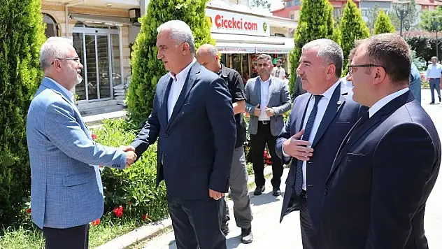 Müftü Bilgiç, annesinin cenaze namazını kıldırdı