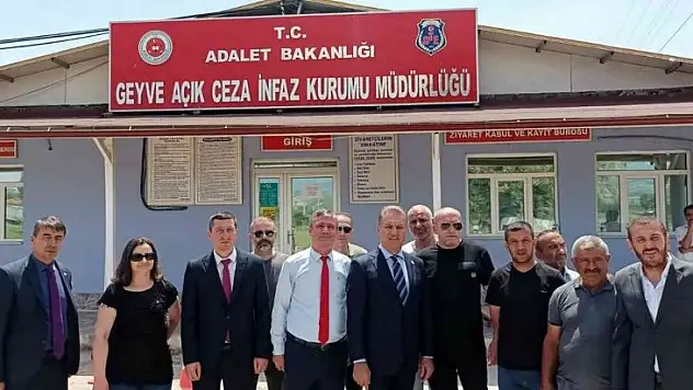 Sarıgül 'Cumhurbaşkanımıza kimsenin laf söylemesine izin vermeyiz'