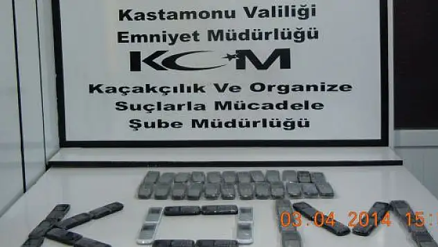 Polis Kargo ile Gönderilen Kaçak Telefonlara El Koydu