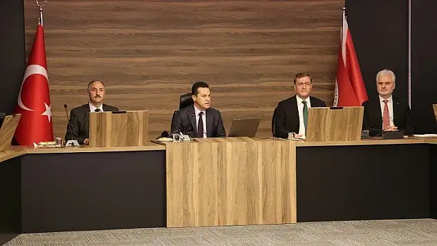 Rektör Topal, üniversitedeki Kovid-19'a ilişkin son durumu açıkladı