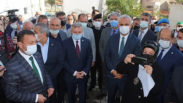 Restore edilen cami ibadete açıldı