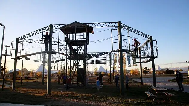 Sağlık çalışanları için 'moral kampı'