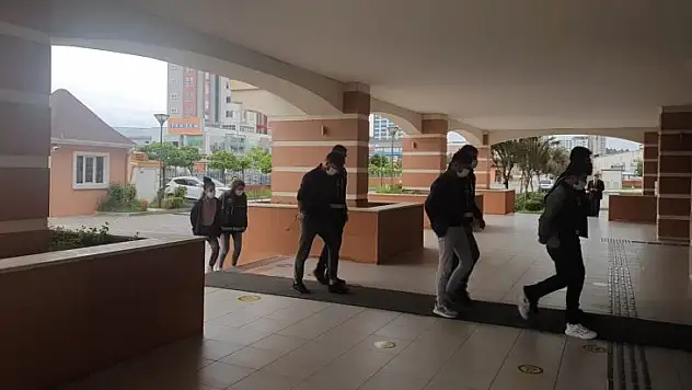 Suç örgütlerine yönelik operasyonda 2 kişi tutuklandı