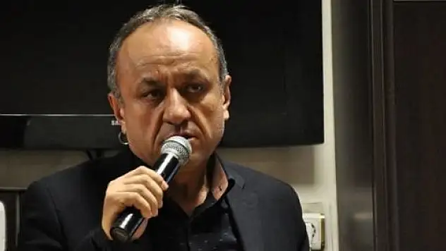 Tahsin Babaş'ın seçim müziği ilgi gördü