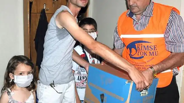 Talasemi hastası 5 kişilik aileye Kimse Yok Mu sahip çıktı