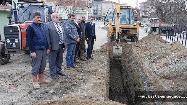 Taşköprü'de Meydan Projesi'nde Çalışmalar Başladı