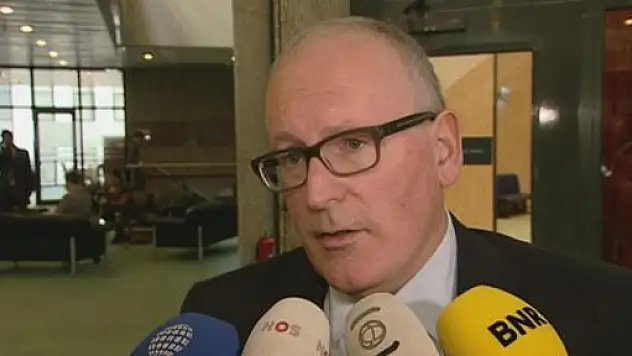 Timmermans: Esed, Uluslararası Ceza Mahkemesi'nde yargılanmalı