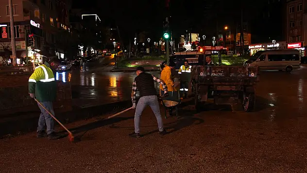 Tosya'da sağanak hayatı olumsuz etkiledi