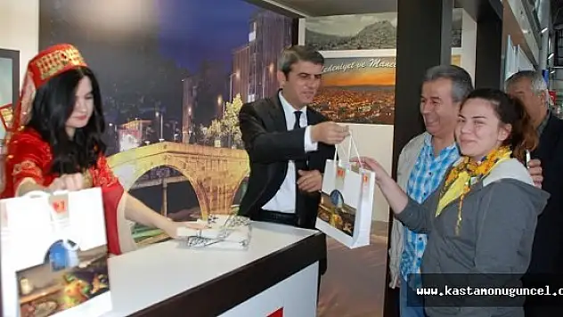 Tot, 'Kastamonu Olmazsa, Tarihte Olmaz'