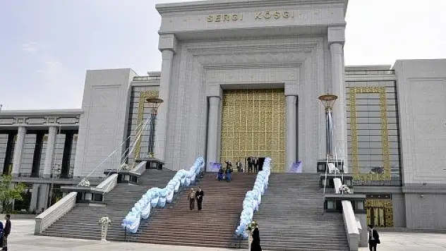 Türk yapı sektörü Aşkabat'ta