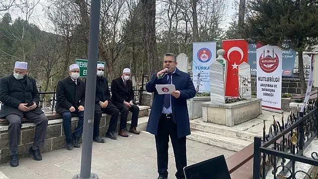 TÜRKAV, Mehmet Feyzi Efendi'yi canlı yayınla andı