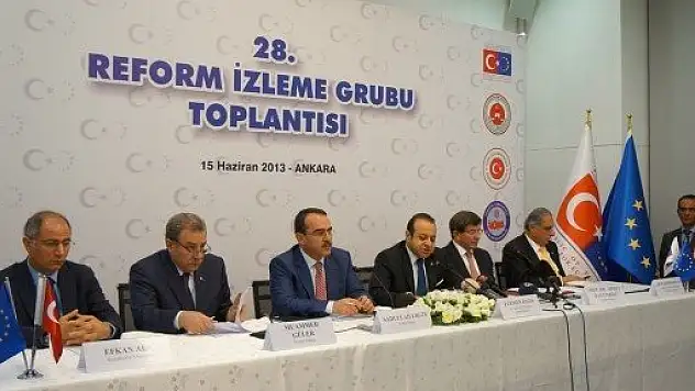 'Türkiye'de olağanüstü bir durum varmış gibi yansıtılan manzara gerçek dışıdır'