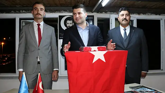 Ülkü Ocakları'nda devir teslim töreni