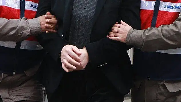 Uyuşturucu operasyonunda gözaltına alınan 7 kişiden 5'i tutuklandı