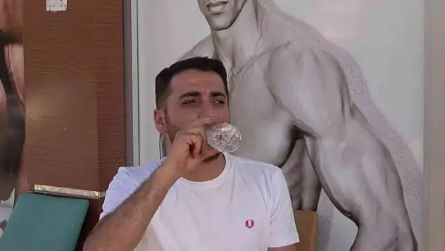 'Pet şişede bekleyen su tehlike saçıyor'