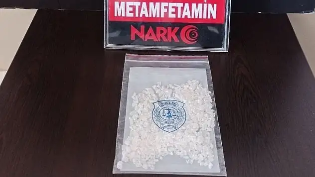 Yabancı uyruklu iki şahsın evinden metamfetamin çıktı