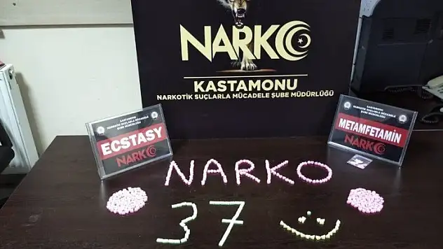 İstanbul'dan uyuşturucu getiren 3 şüpheli yakalandı