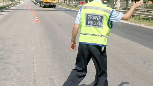 Aracında sigara içene 88 TL kabahat cezası