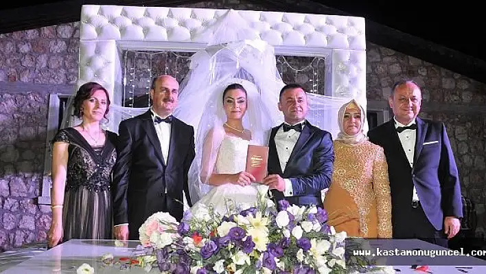 Belediye Başkanı Babaş, oğlunu evlendirdi