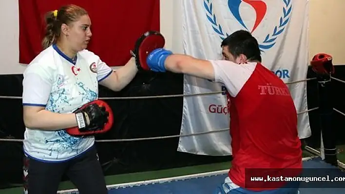 Yaz Spor Okullarında boksa ilgi büyük